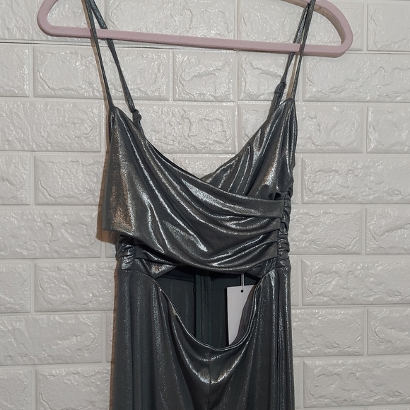 Lovers + Friends Shimmer Jumpsuit Sage Green Small NEW - Picture 3 of 16